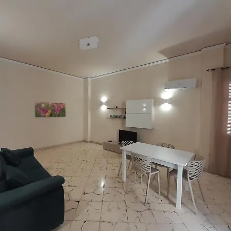Apartman Ruggero 98